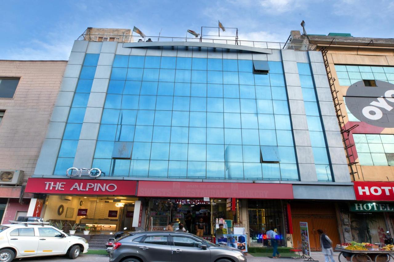 The Alpino Hotel Nové Dillí Exteriér fotografie
